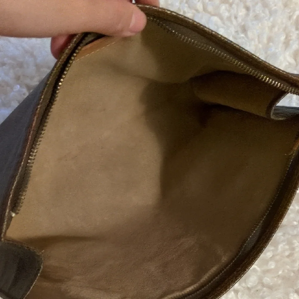 Etro Leather Zip Pouch - Picture 5 of 10